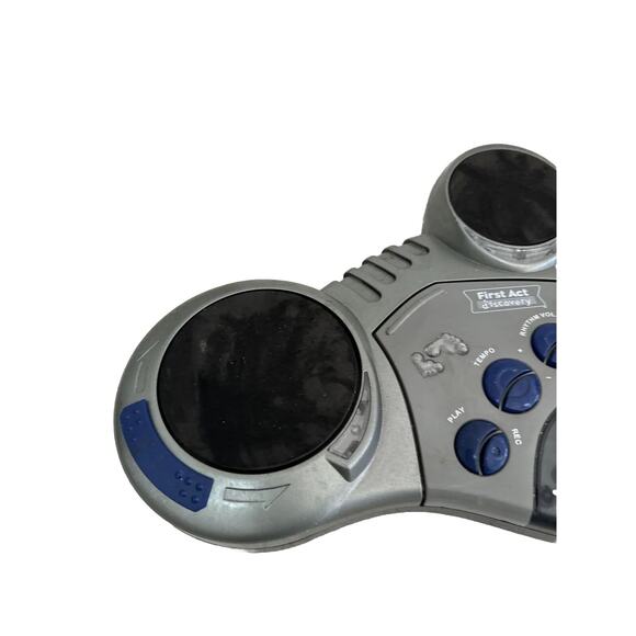 First Act Discovery 5 Pad Electric Drums MP3 In Battery Operated 2009 - Picture 2 of 7